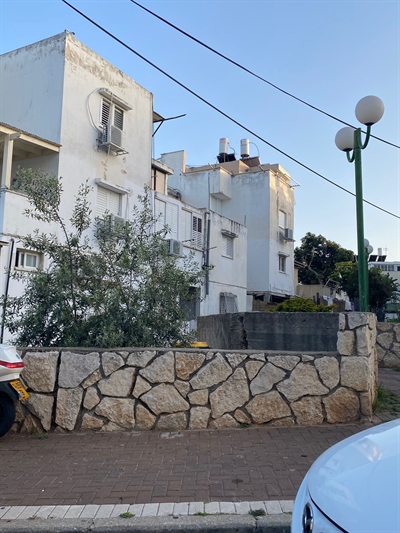 דירות למכירה בנתניה - דירת גן ברחוב יוחנן הסנדלר