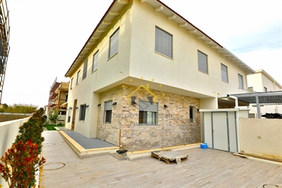 בתים למכירה בכפר יונה - קוטג" חדש בשרונה כפר יונה